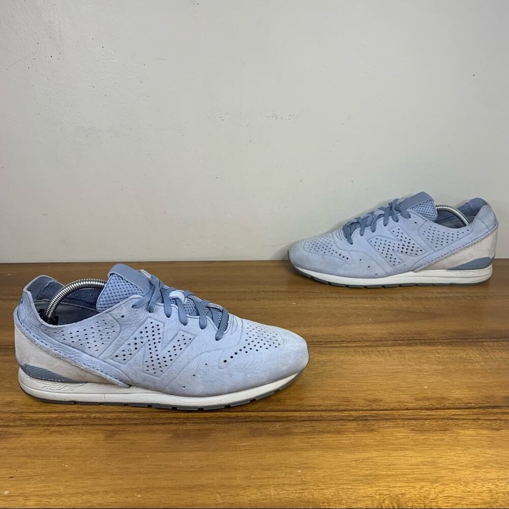 New Balance 696 Mens Suede Sneaker Size 10